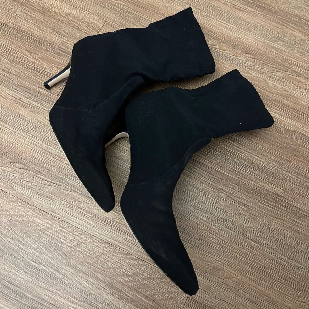 Stuart Weitzman Black Wren Pointy Toe Heel Sock Boots/Booties